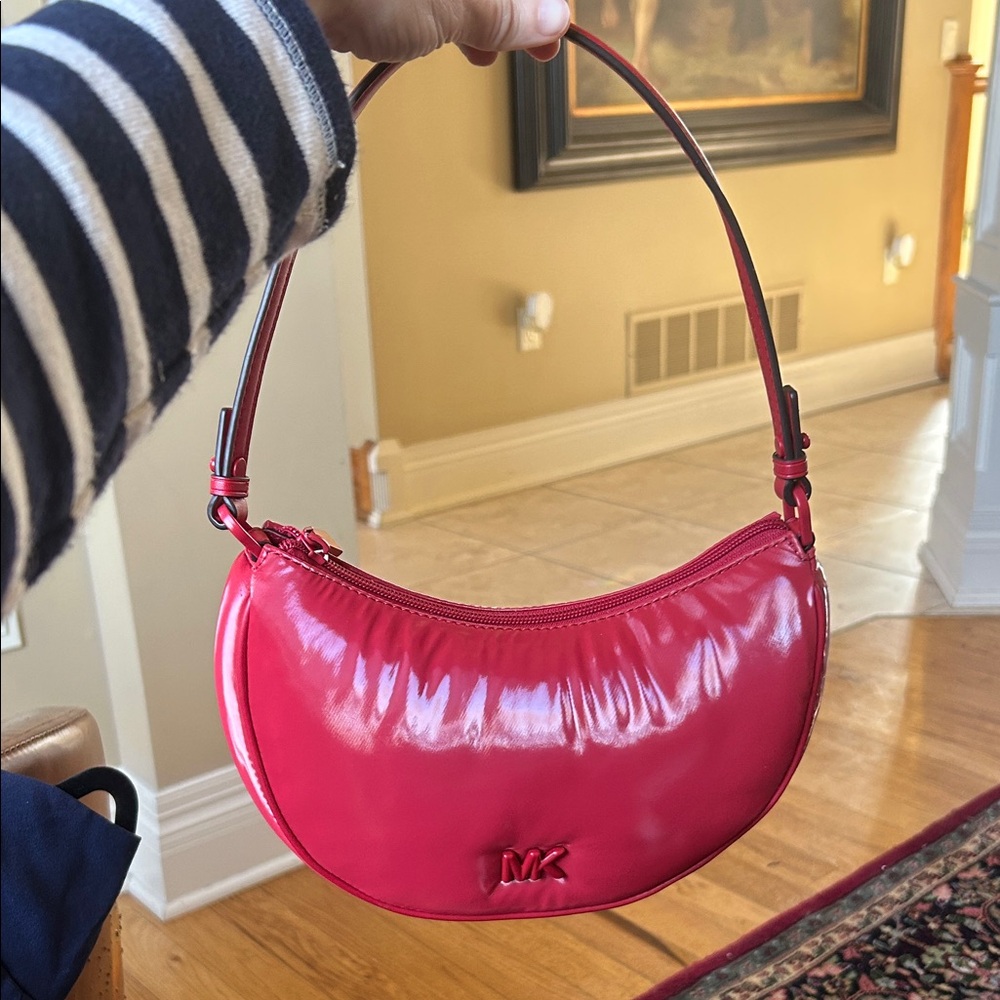 Michael Kors Glossy Pink Shoulder Bag